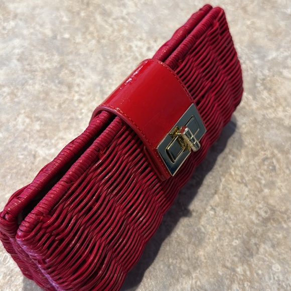J.Crew Red Straw Clutch W/ Gold Hardware - Picture 3 of 13